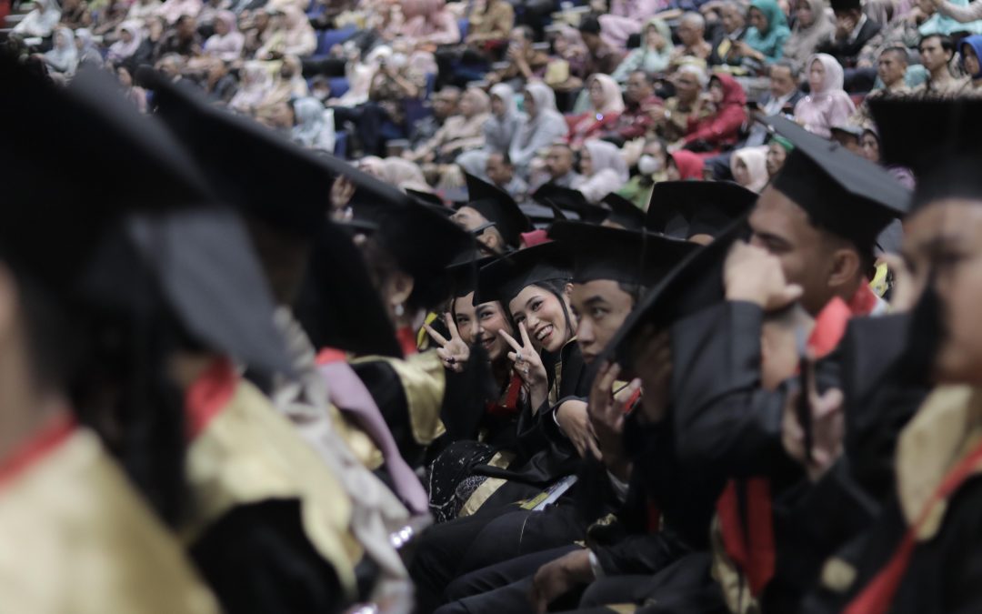 Universitas Pasundan melantik 1.117 Wisudawan/Wisudawati pada hari Sabtu, 20 Mei 2023.